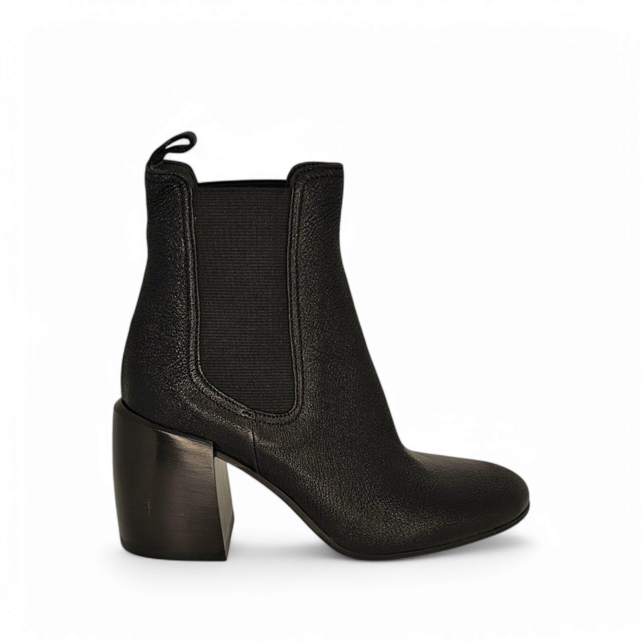 Fru.it Semi-Shiny Black Leather Ankle Boots