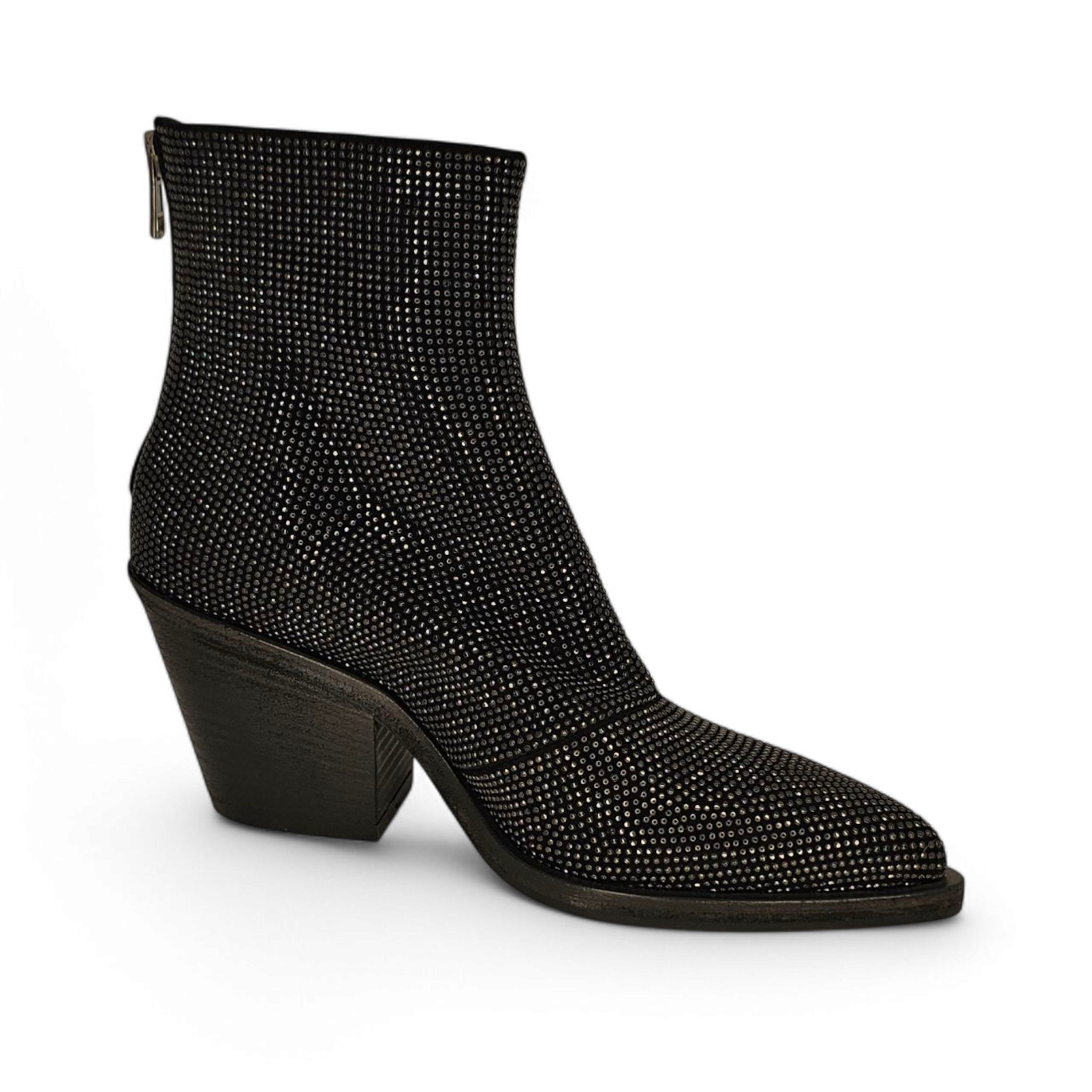 Fru.it Black Leather Ankle Boots with Shiny Studs